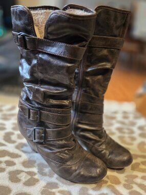 Womens Dark brown leather boots